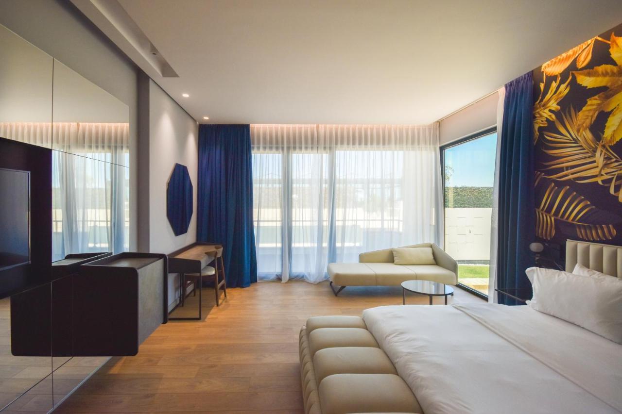 Flamingo Beach Hotel & Spa Vlorë エクステリア 写真