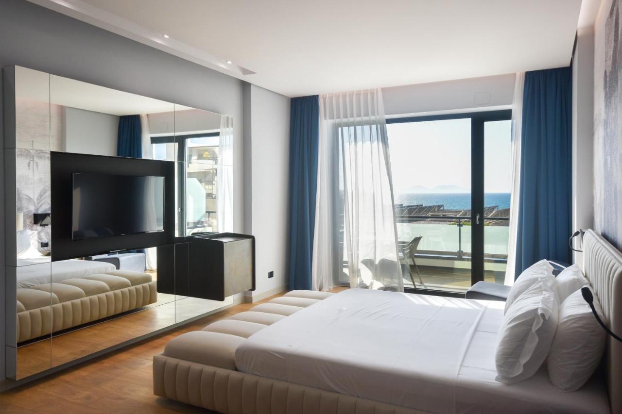 Flamingo Beach Hotel & Spa Vlorë エクステリア 写真