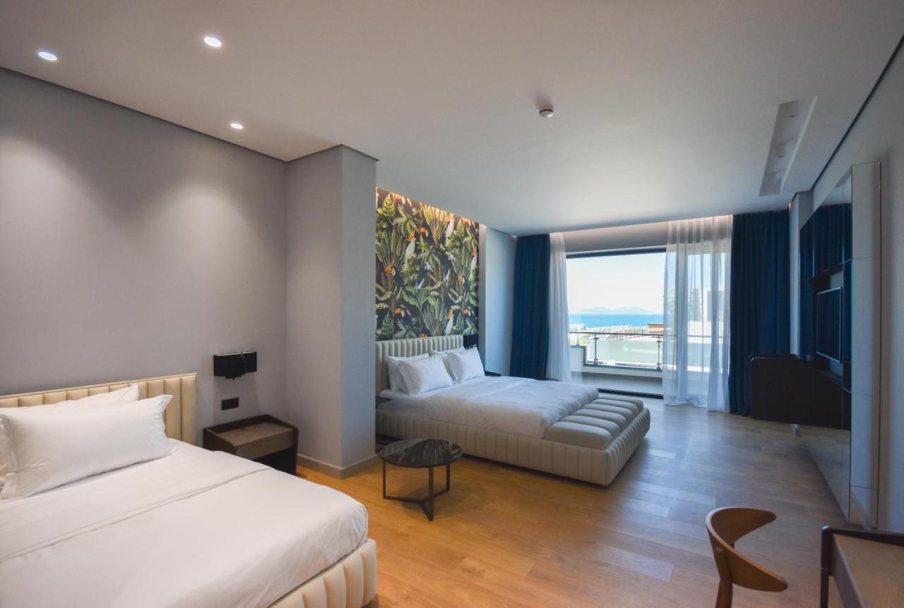 Flamingo Beach Hotel & Spa Vlorë エクステリア 写真
